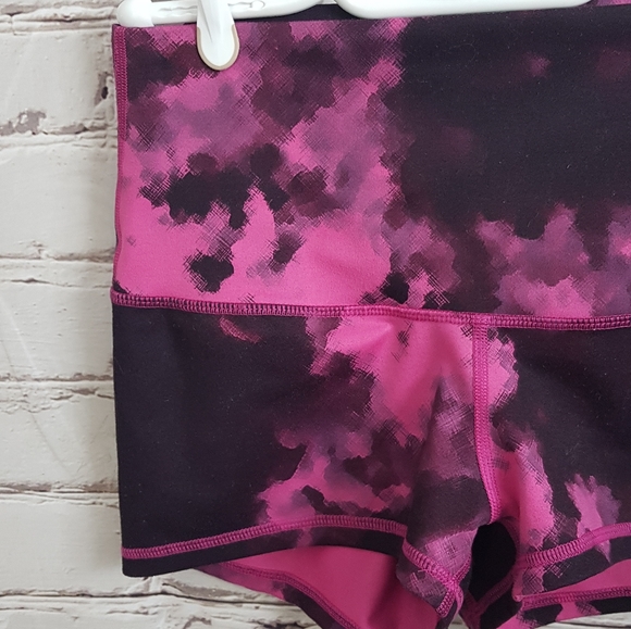 SOLD!!! Lululemon Roll Down Boogie Shorts - Picture 5 of 7